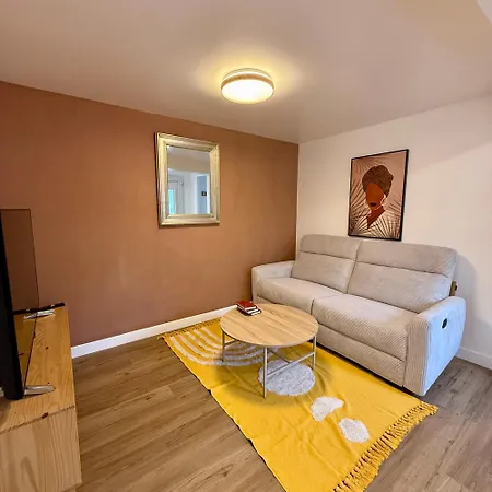 Apartment P10 Cosy & Clim-gare-chambre *